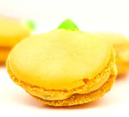 Gelbe Macarons.