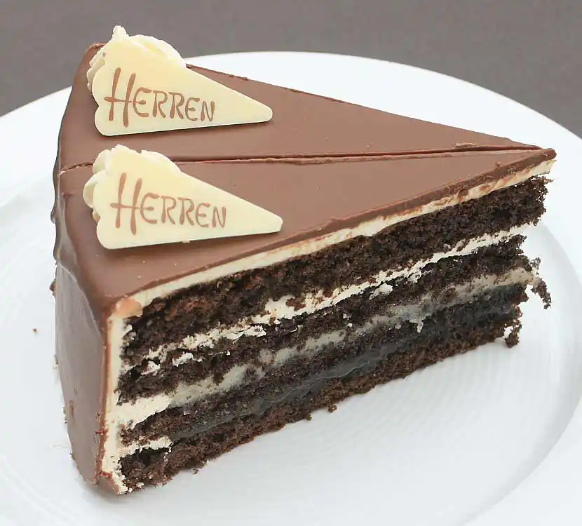 Teller mit 2 Stück Herrentorte.